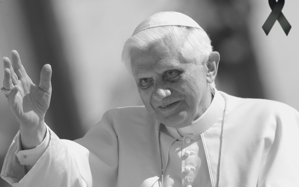 Modlimy się za papieża Benedykta XVI