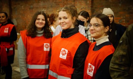 Wrocław buduje dobro – „Paczki Dobrych Relacji” dla potrzebujących