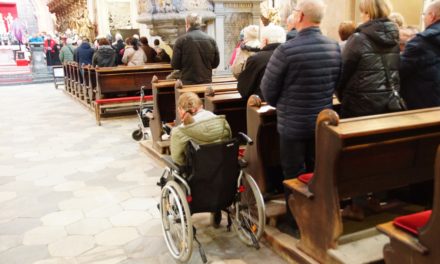 Droga Krzyżowa chorych i osób z niepełnosprawnościami