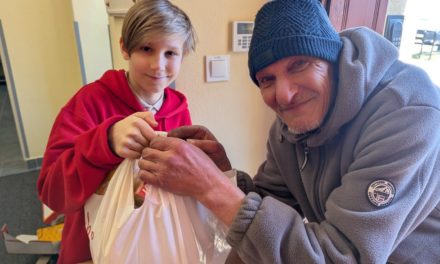 Oława: 100 świątecznych paczek już dziś trafia do potrzebujących