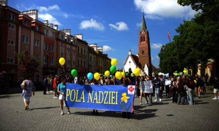 Marsz dobra w Oławie
